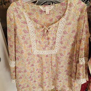 Beautiful Country Style Floral Top